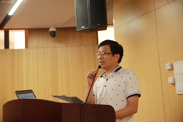 1501725197847111pFzw.jpg 黃校致辭_副本.jpg